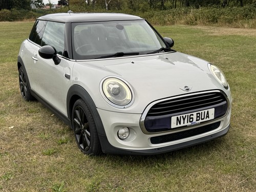2016 mini cooper petrol - 1.5,