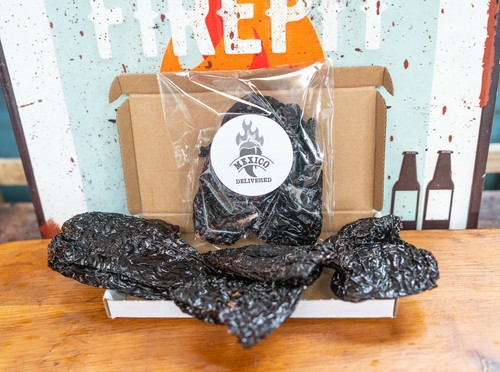 Ancho chillies 100g dried - chillies, –